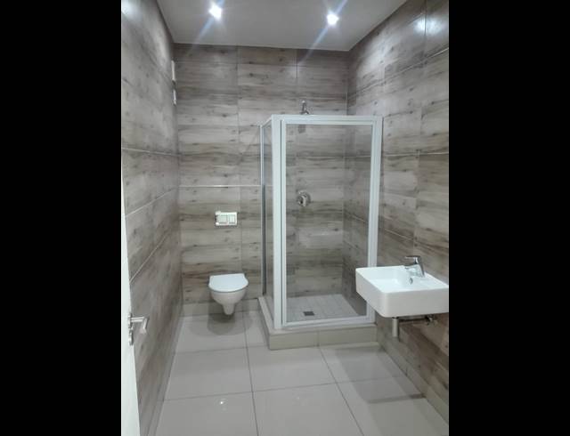 3 BEDROOM APARTMENT FOR SALE IN UMHLANGA RIDGE